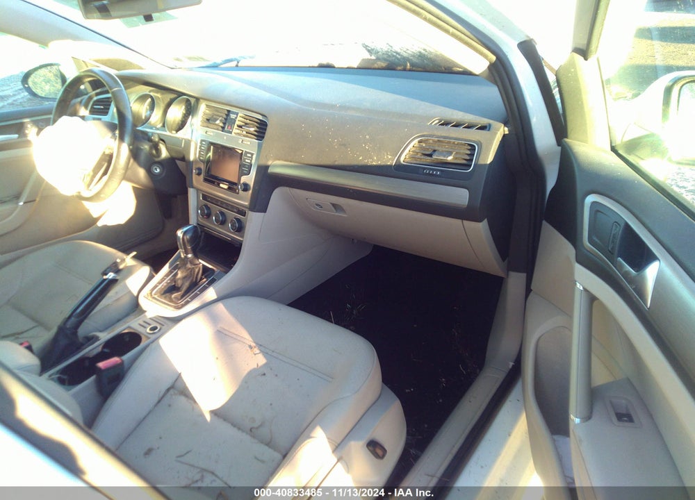 2015 VOLKSWAGEN GOLF TSI SE 4-DOOR VIN: 3VW217AU0FM004892