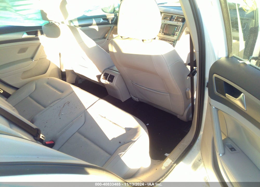 2015 VOLKSWAGEN GOLF TSI SE 4-DOOR VIN: 3VW217AU0FM004892
