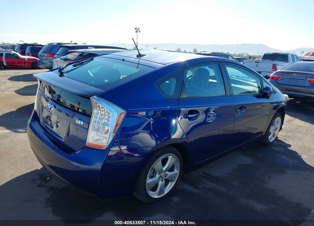 2010 TOYOTA PRIUS V VIN: JTDKN3DU2A0048917