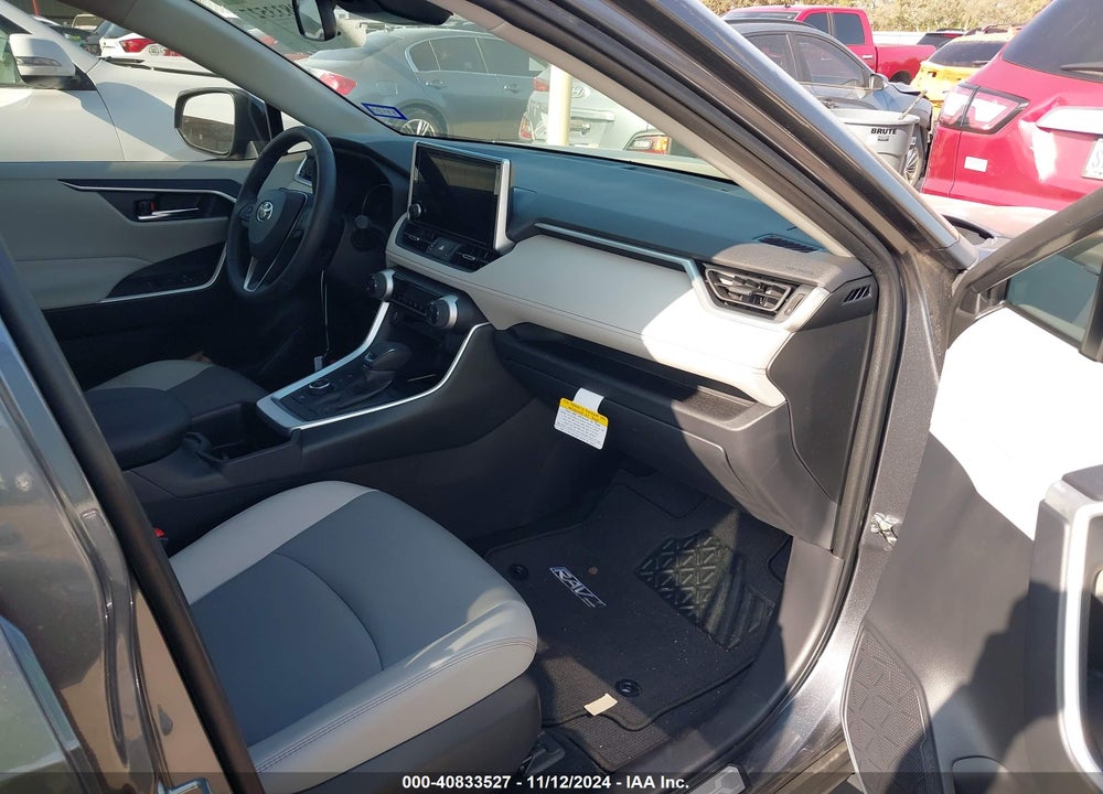 2024 TOYOTA RAV4 HYBRID XLE PREMIUM VIN: JTMB6RFVXRD118335