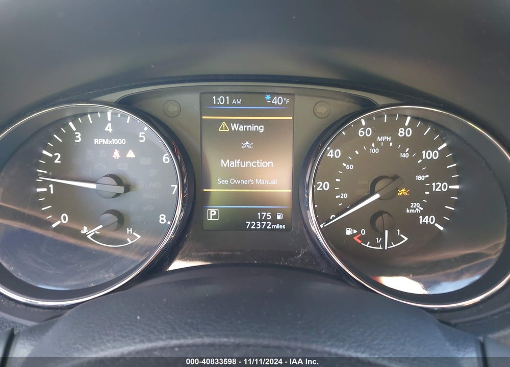 2018 NISSAN ROGUE SV VIN: KNMAT2MTXJP559351