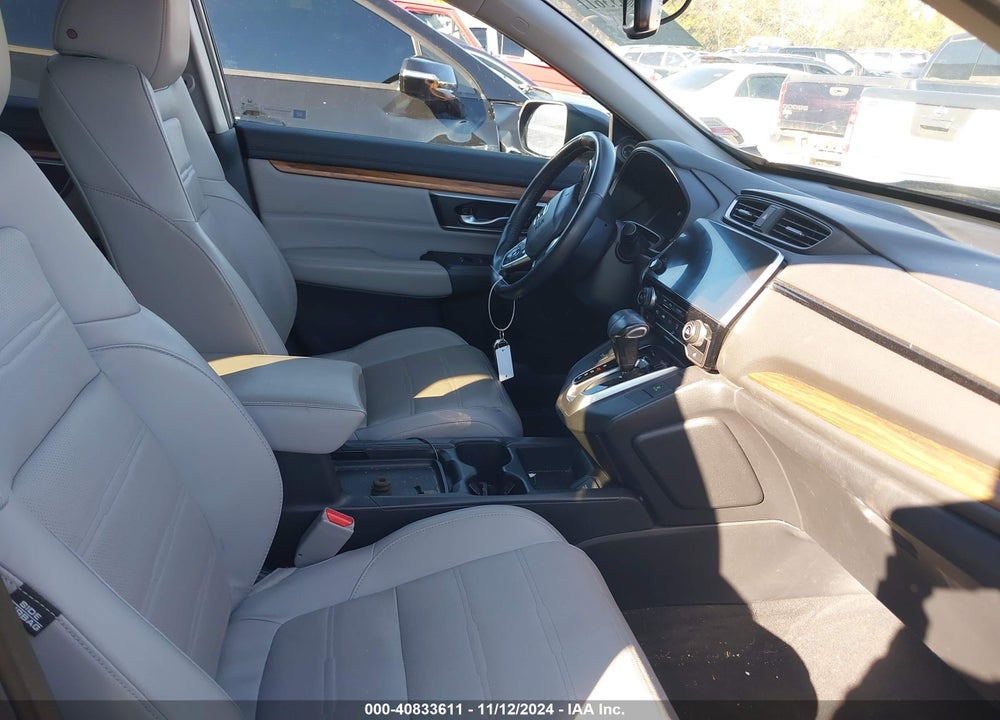 2017 HONDA CR-V TOURING VIN: 5J6RW2H91HL031556