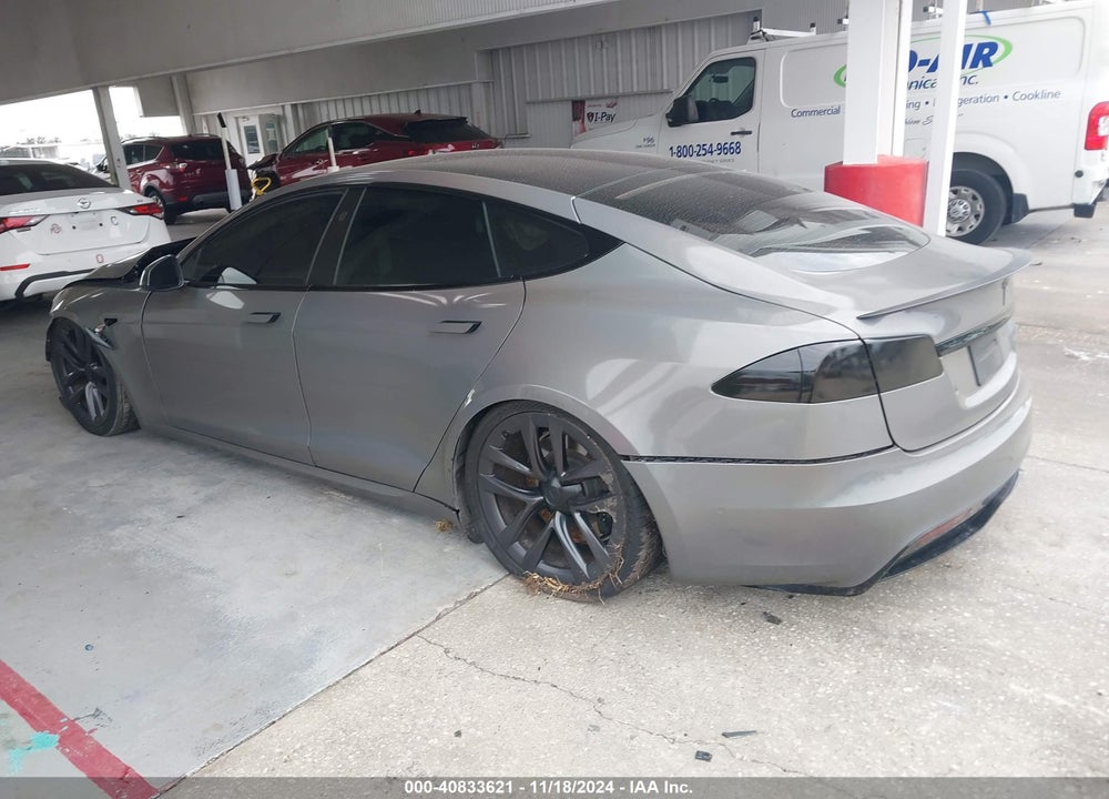 2022 TESLA MODEL S PLAID TRI MOTOR ALL-WHEEL DRIVE VIN: 5YJSA1E60NF472295