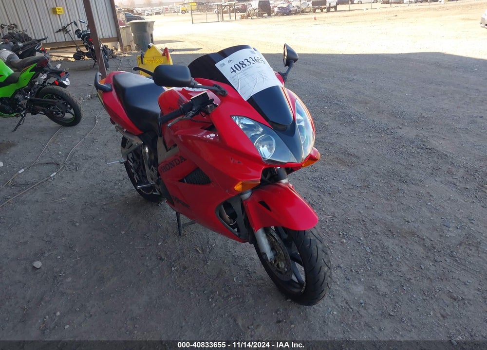 2002 HONDA VFR800 VIN: JH2RC46142M401799