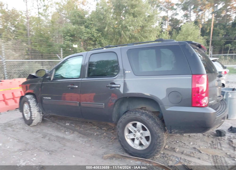 2011 GMC YUKON VIN: 1GKS2CE03BR246363