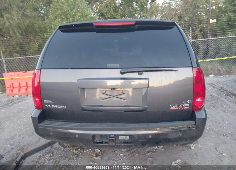 2011 GMC YUKON VIN: 1GKS2CE03BR246363