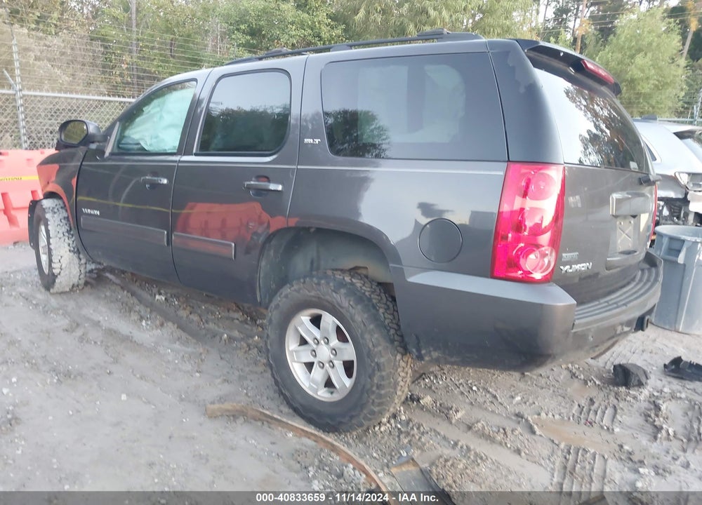 2011 GMC YUKON VIN: 1GKS2CE03BR246363