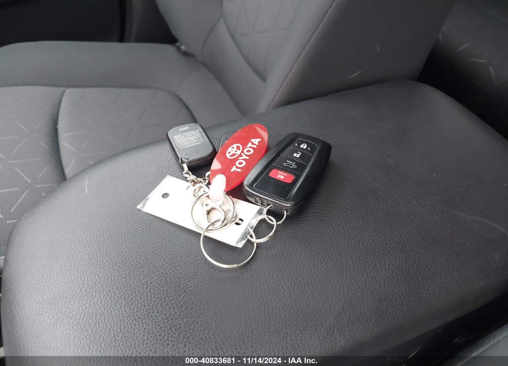 2021 TOYOTA RAV4 XLE VIN: 2T3P1RFV5MW178023