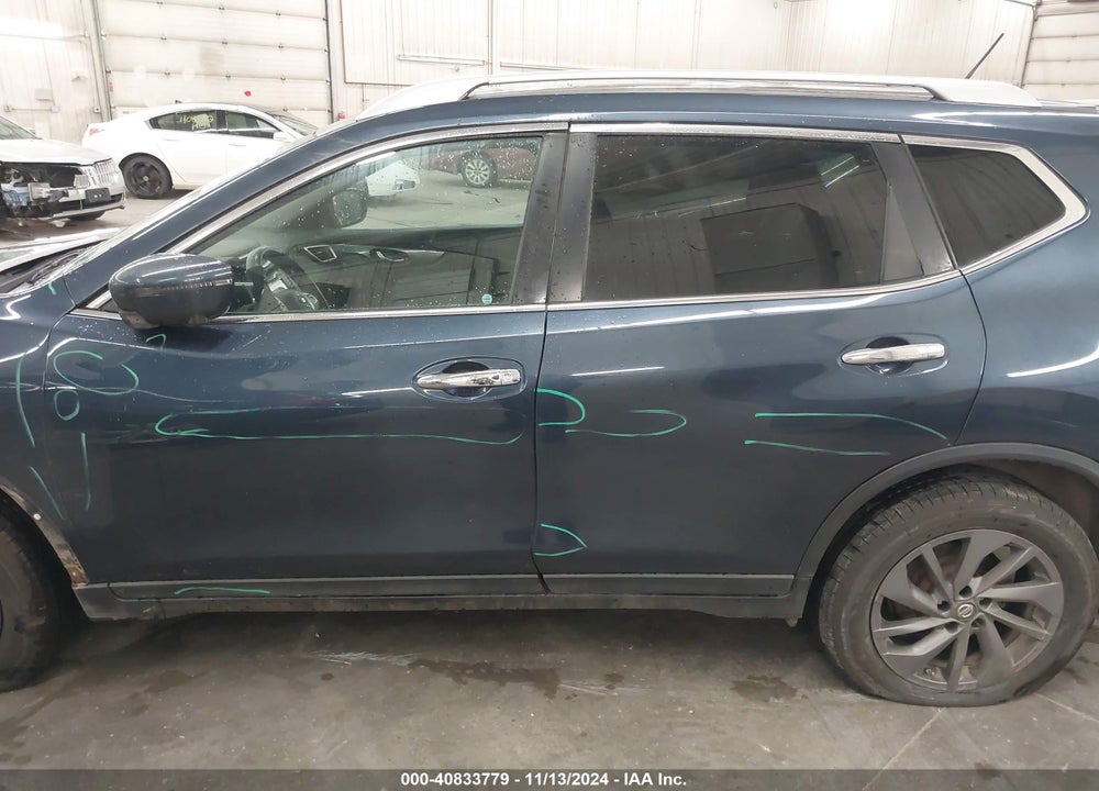 2016 NISSAN ROGUE SL VIN: 5N1AT2MV7GC768964