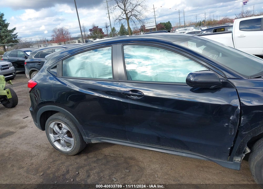 2019 HONDA HR-V LX VIN: 3CZRU6H39KG713288