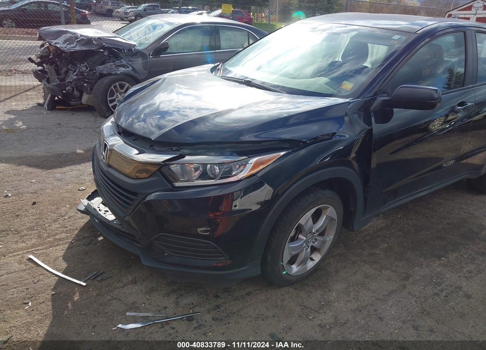 2019 HONDA HR-V LX VIN: 3CZRU6H39KG713288