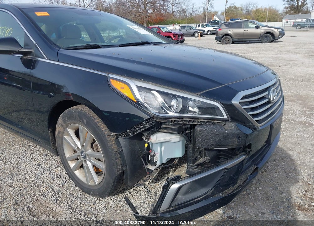 2017 HYUNDAI SONATA SE VIN: 5NPE24AF2HH479417