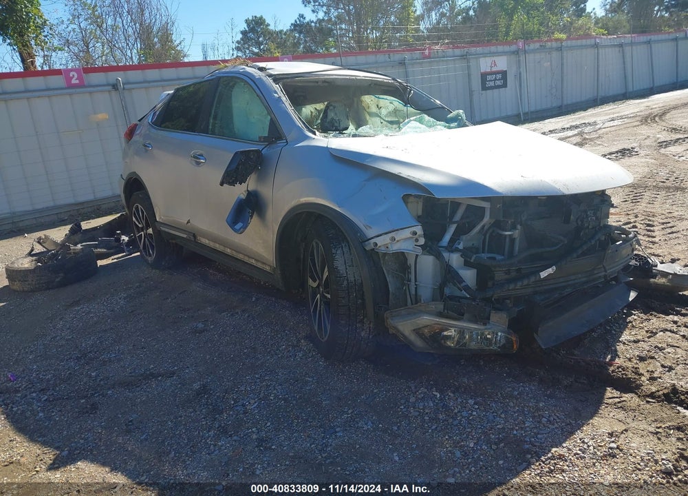 2019 NISSAN ROGUE SL VIN: 5N1AT2MT5KC761907