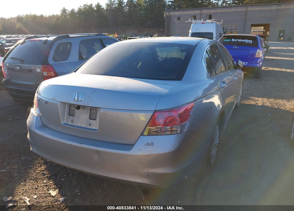 2008 HONDA ACCORD 2.4 LX VIN: 1HGCP26308A152051