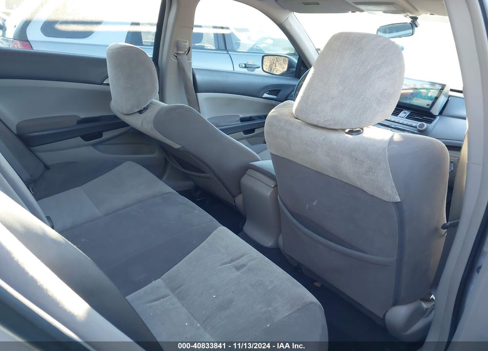 2008 HONDA ACCORD 2.4 LX VIN: 1HGCP26308A152051