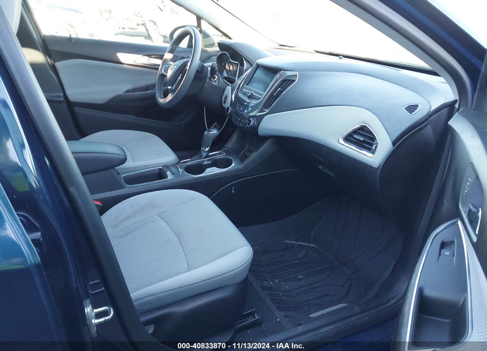 2019 CHEVROLET CRUZE LT VIN: 1G1BE5SM7K7131341