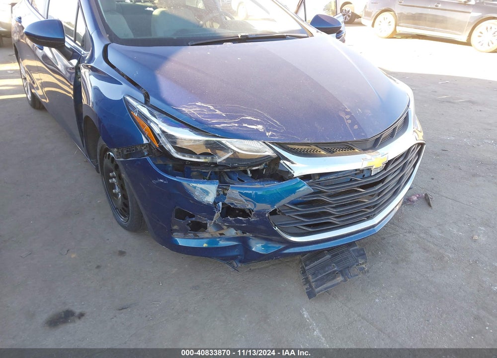 2019 CHEVROLET CRUZE LT VIN: 1G1BE5SM7K7131341