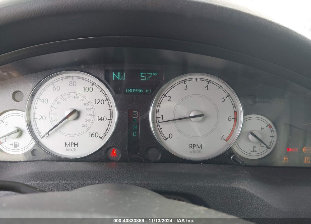 2007 CHRYSLER 300C VIN: 2C3KA63H57H828808