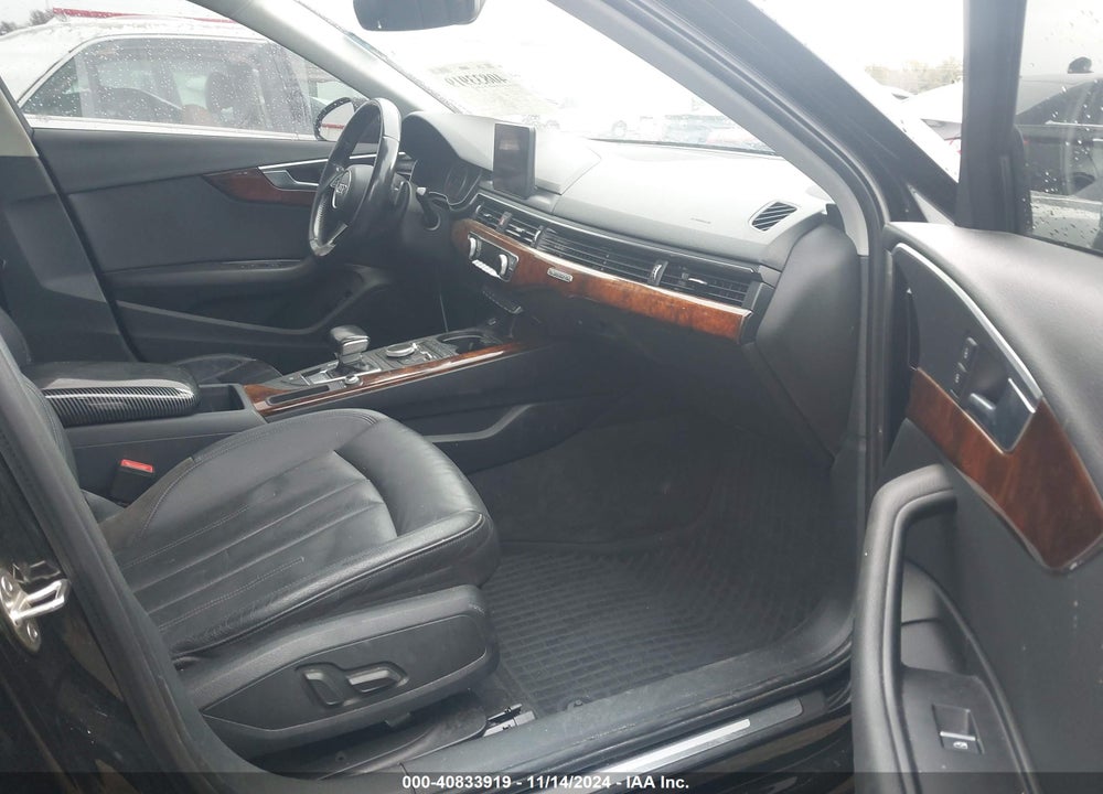 2017 AUDI A4 2.0T PREMIUM VIN: WAUANAF44HN033634