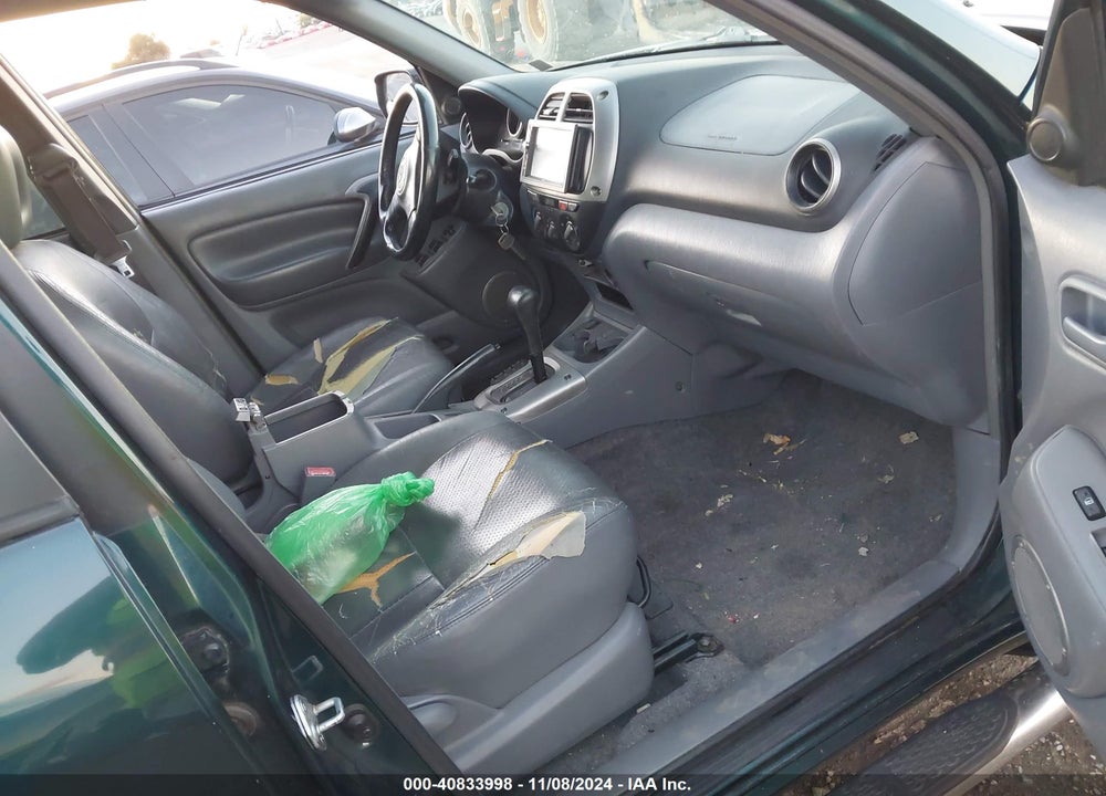 2002 TOYOTA RAV4 VIN: JTEHH20V926041953