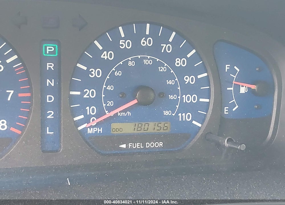 2002 TOYOTA SIENNA VIN: 4T3ZF13CX2U427914