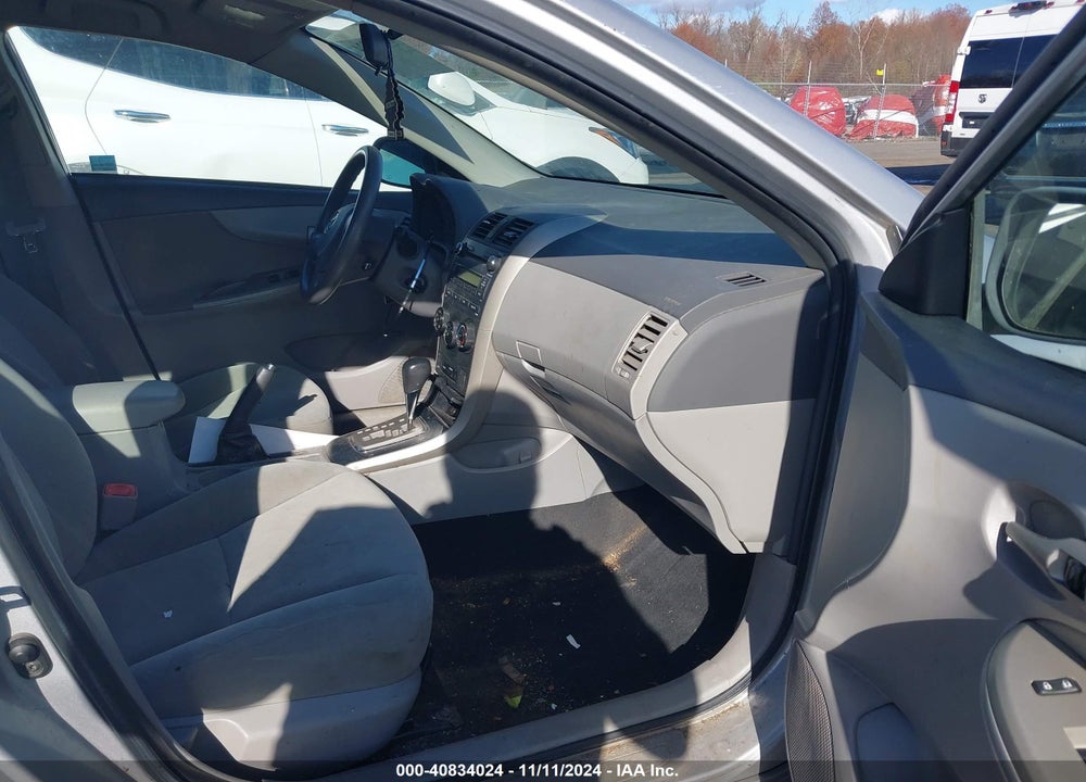 2010 TOYOTA COROLLA LE VIN: 1NXBU4EE9AZ185731