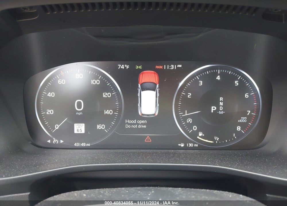 2020 VOLVO XC40 T5 MOMENTUM VIN: YV4162UK9L2343082