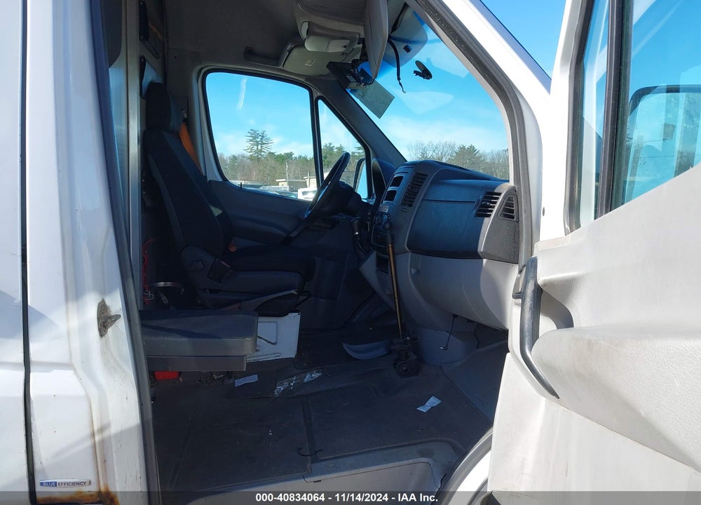 2014 MERCEDES-BENZ SPRINTER 2500 HIGH ROOF VIN: WD3PE8DE0E5831670