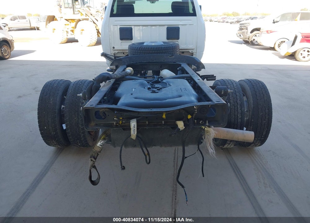 2022 RAM 5500 CHASSIS TRADESMAN/SLT VIN: 3C7WRNBL7NG186596