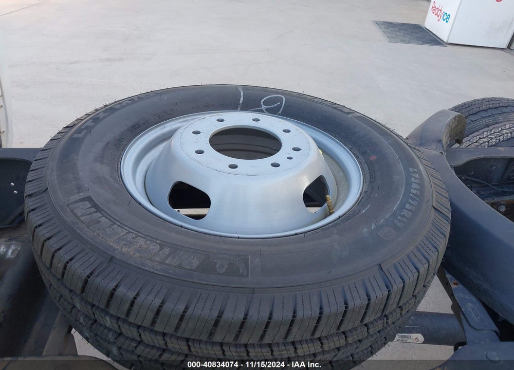 2022 RAM 5500 CHASSIS TRADESMAN/SLT VIN: 3C7WRNBL7NG186596
