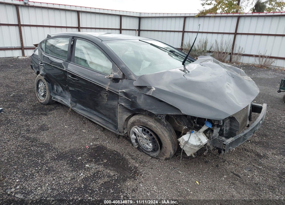 2017 HYUNDAI ELANTRA SE VIN: KMHD74LF8HU403227
