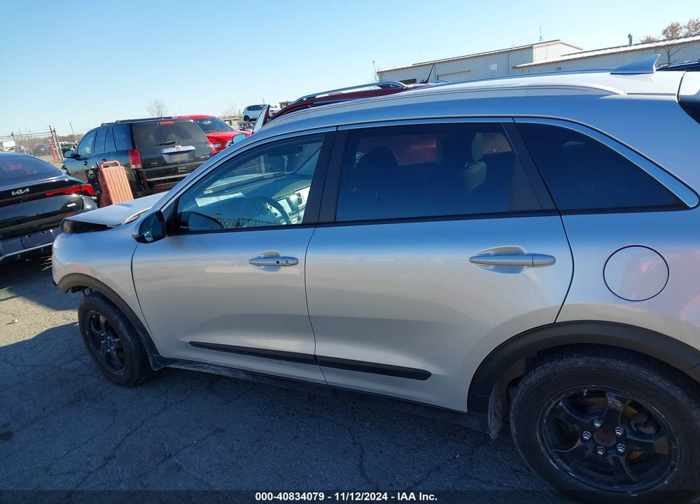 2018 KIA NIRO LX VIN: KNDCB3LC7J5160931