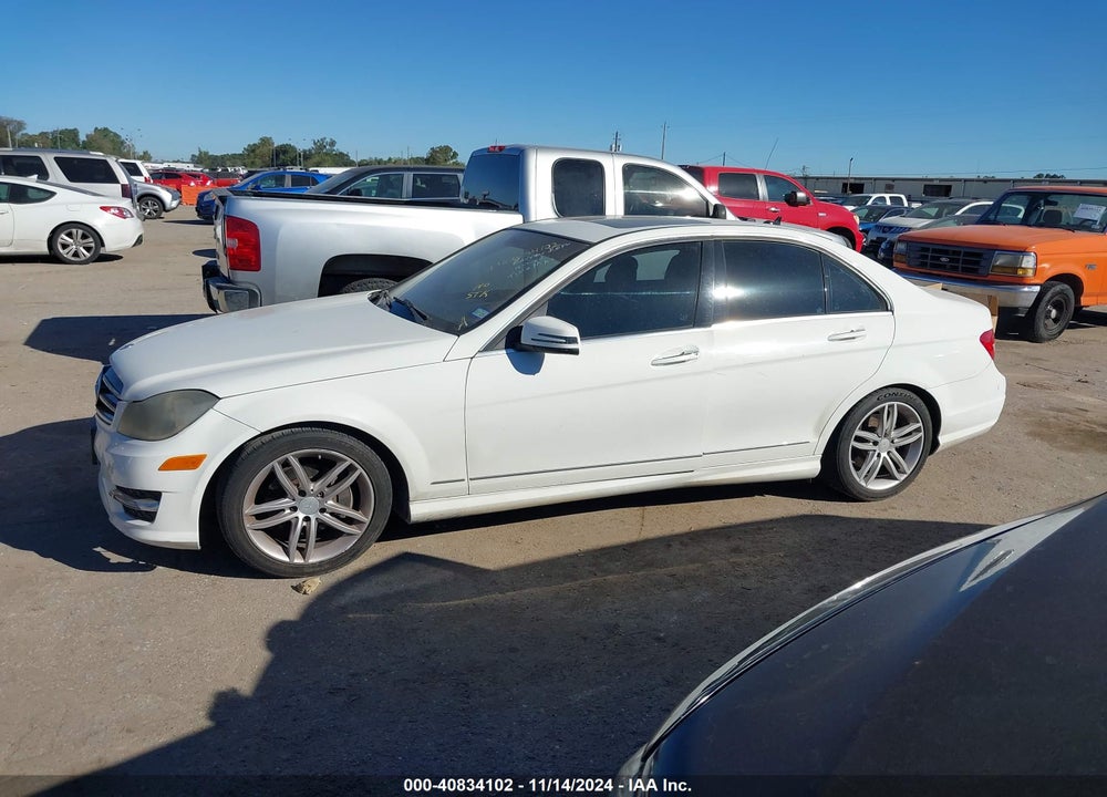 2014 MERCEDES-BENZ C 250 LUXURY/SPORT VIN: WDDGF4HBXER310210