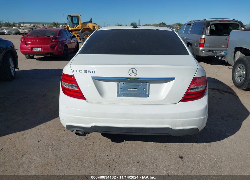 2014 MERCEDES-BENZ C 250 LUXURY/SPORT VIN: WDDGF4HBXER310210