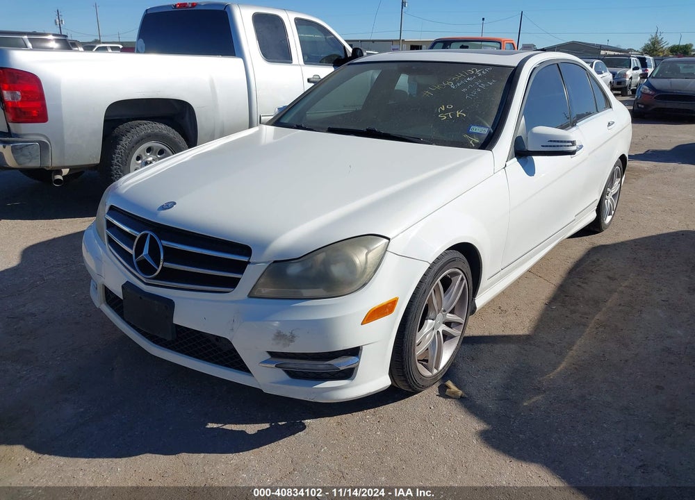 2014 MERCEDES-BENZ C 250 LUXURY/SPORT VIN: WDDGF4HBXER310210