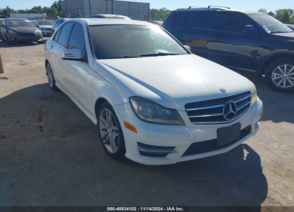 2014 MERCEDES-BENZ C 250 LUXURY/SPORT VIN: WDDGF4HBXER310210