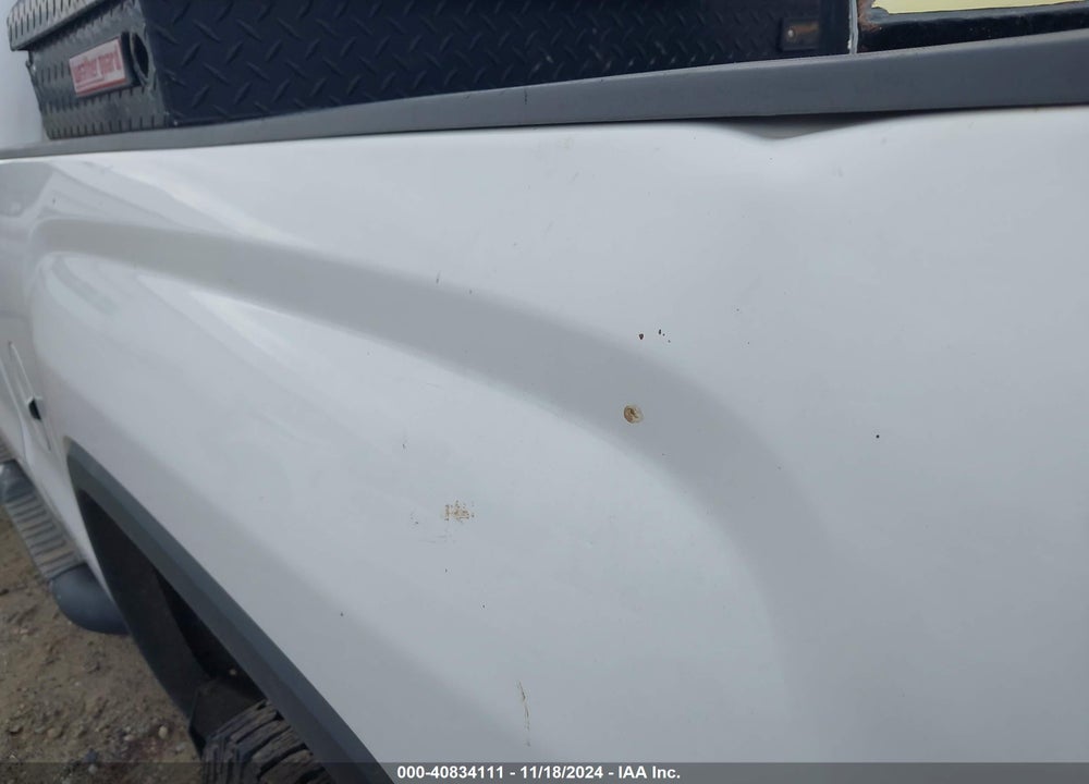 2018 GMC SIERRA 2500HD VIN: 1GT12REY6JF158942