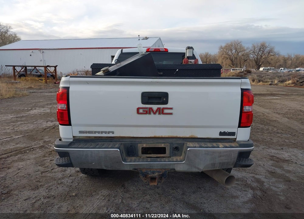 2018 GMC SIERRA 2500HD VIN: 1GT12REY6JF158942