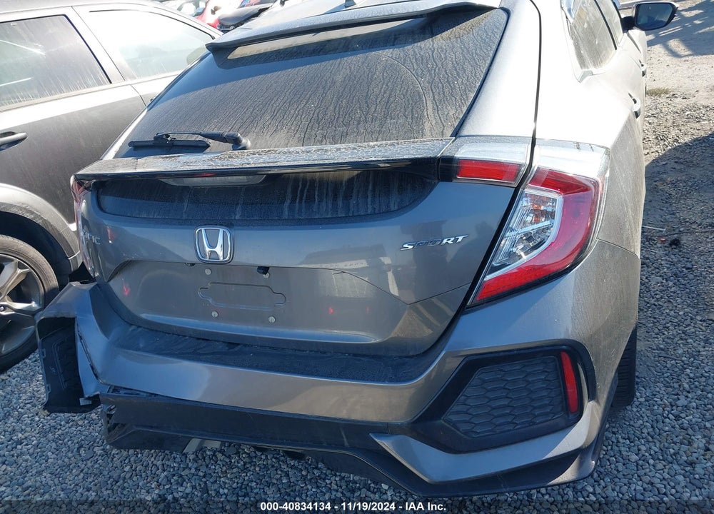 2018 HONDA CIVIC VIN: SHHFK7H44JU401198