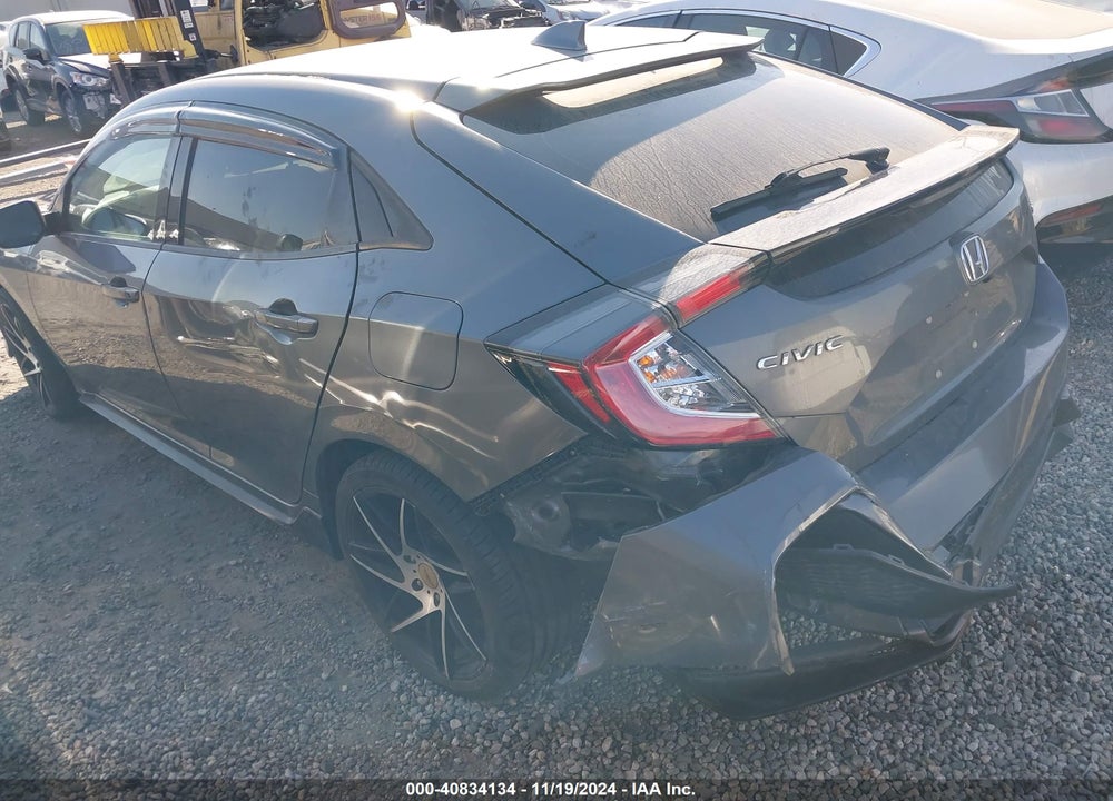 2018 HONDA CIVIC VIN: SHHFK7H44JU401198