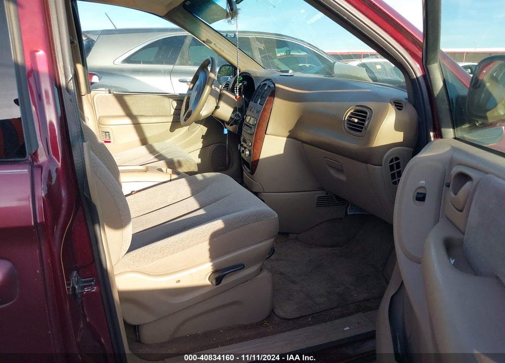 2001 CHRYSLER TOWN & COUNTRY LX VIN: 2C4GP44301R421620