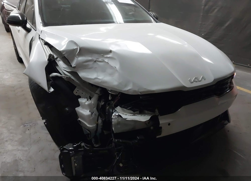 2025 KIA K5 GT LINE VIN: KNAG64J7XS5300423