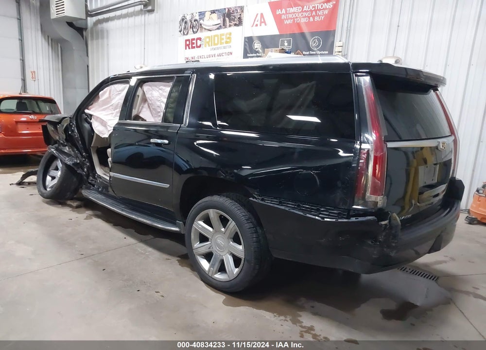 2018 CADILLAC ESCALADE ESV LUXURY VIN: 1GYS4HKJ2JR118835