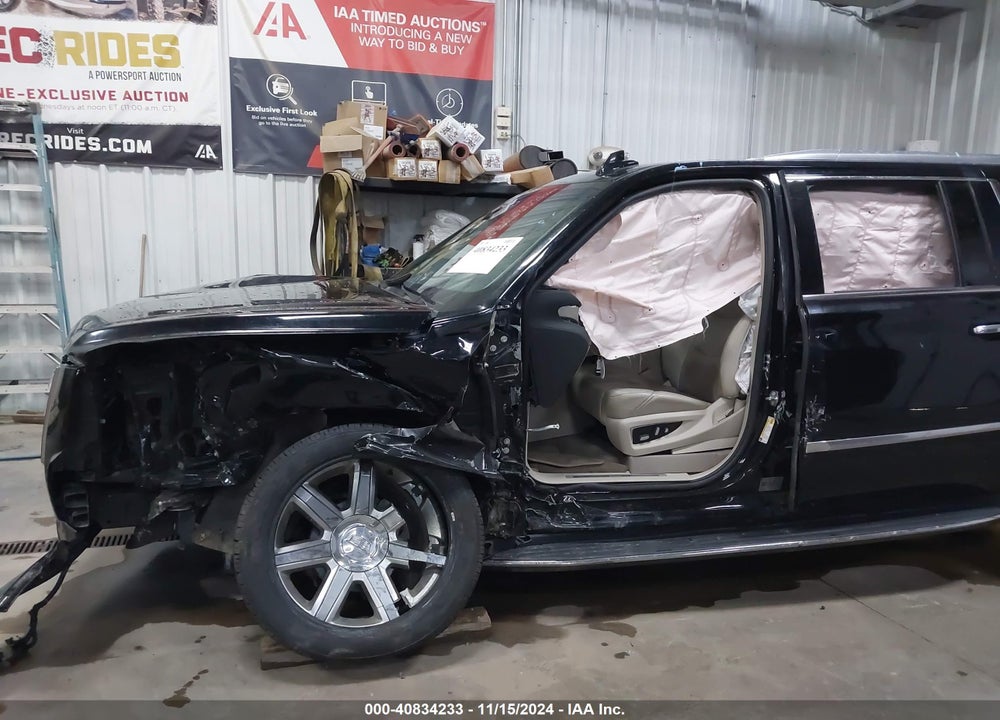 2018 CADILLAC ESCALADE ESV LUXURY VIN: 1GYS4HKJ2JR118835