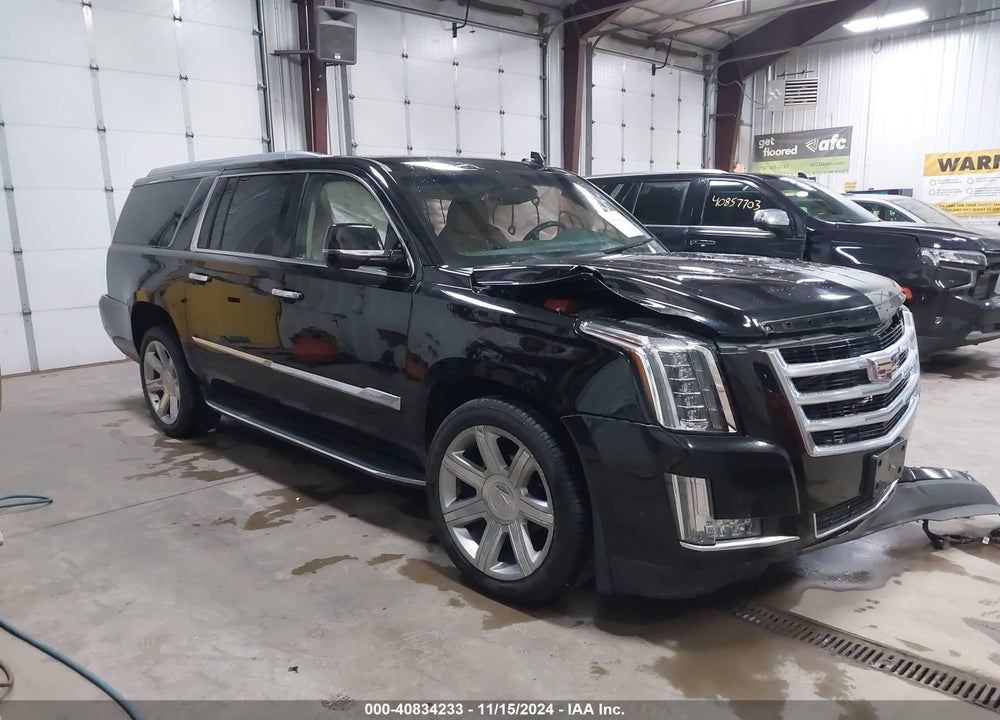 2018 CADILLAC ESCALADE ESV LUXURY VIN: 1GYS4HKJ2JR118835