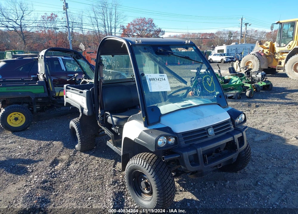 2019 JOHN DEERE XUV825M VIN: 1M0825MALKM022422