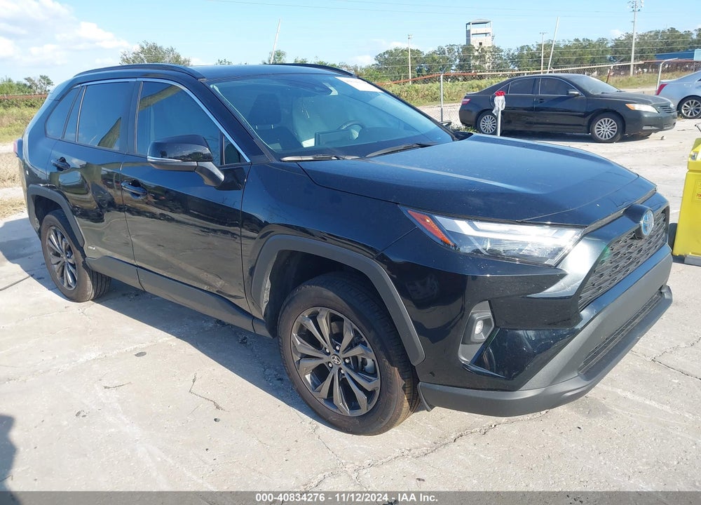 2023 TOYOTA RAV4 HYBRID XLE PREMIUM VIN: 4T3B6RFV6PU136928