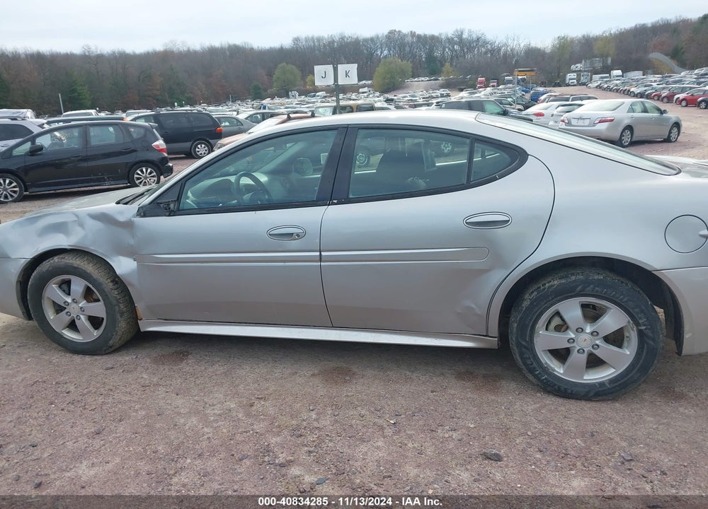 2008 PONTIAC GRAND PRIX VIN: 2G2WP552681181414