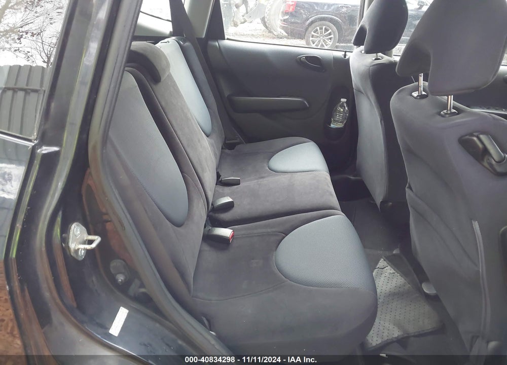 2008 HONDA FIT VIN: JHMGD38488S058092