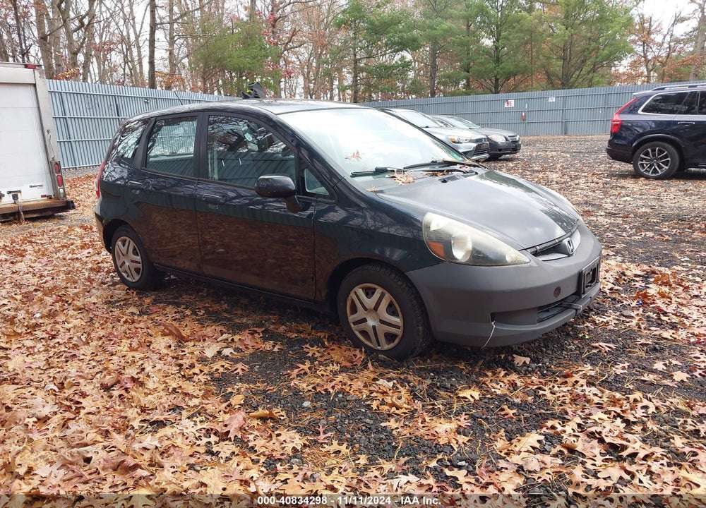 2008 HONDA FIT VIN: JHMGD38488S058092